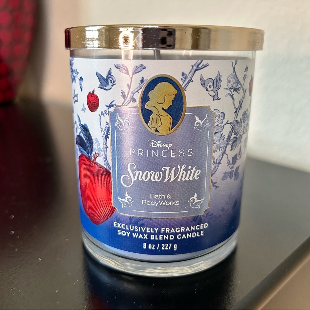 Bath & Body Works x Disney Princess Snow White Single Wick Candle